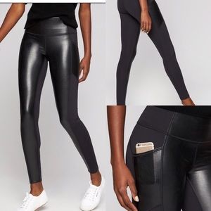 NWOT Athleta Chat to Town